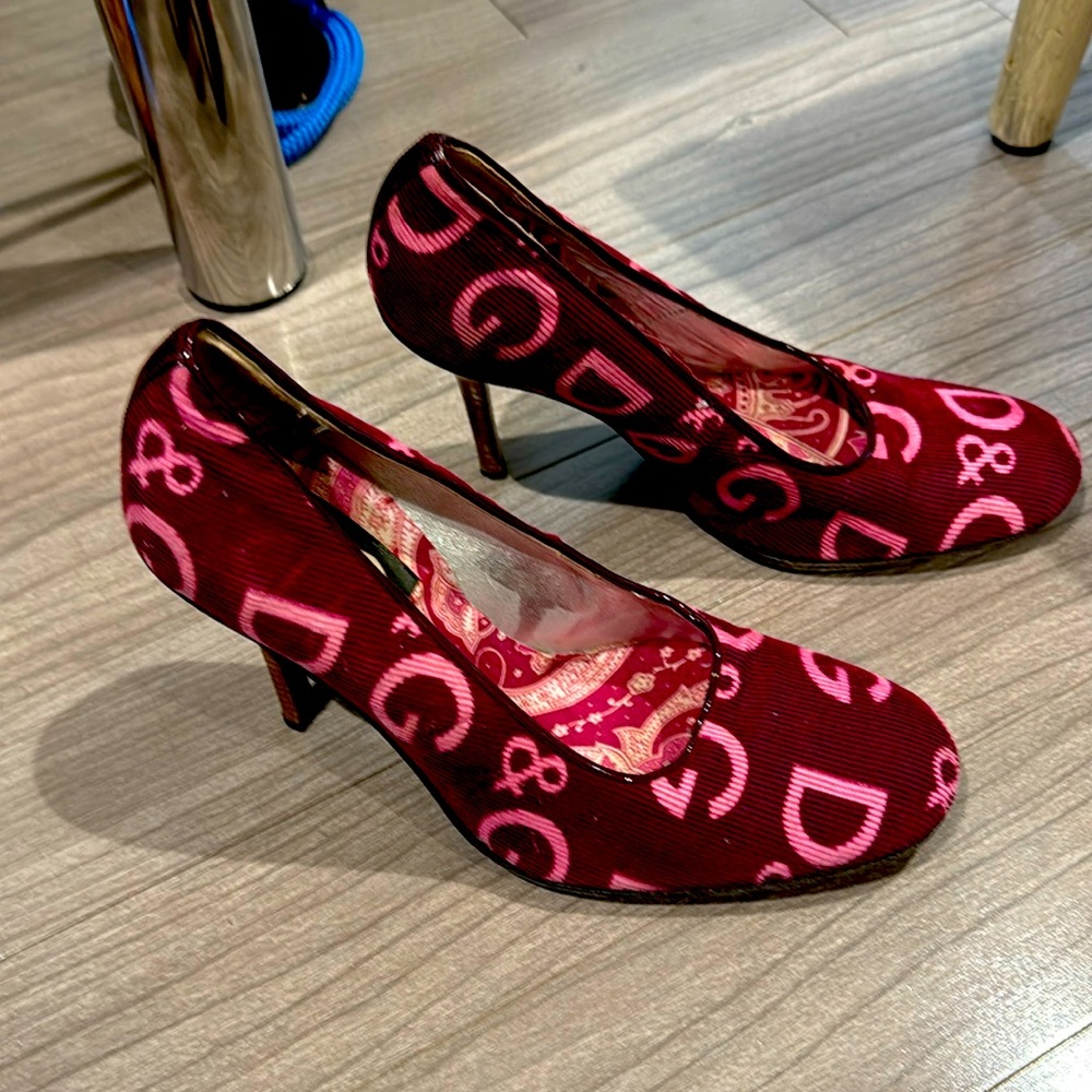 D&G shoes